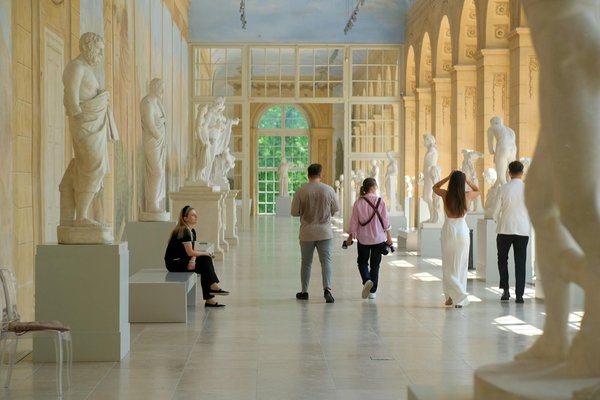 Comment organiser une soirée de contes pour enfants avec thématique historique?