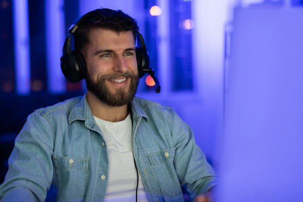 Bougies piliers : la clé d'une ambiance chaleureuse à table